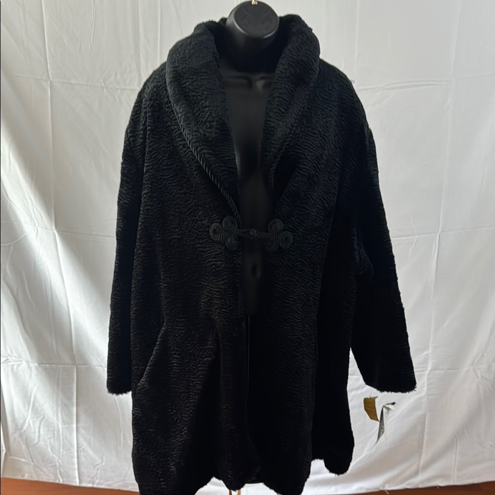 Black Teddy Jacket with Oversized Silhouette and Wide Collar